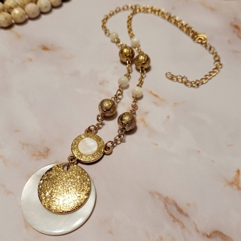 Mother of Pearl Gold Station Pendant Necklace